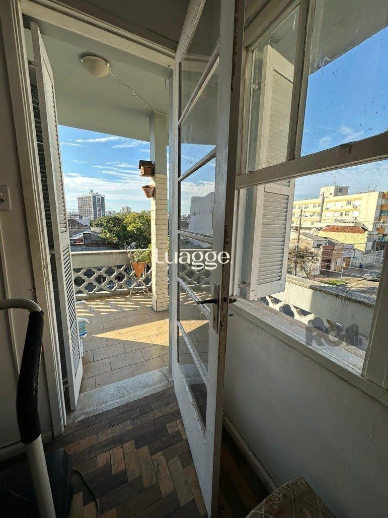 Apartamento à venda com 2 quartos, 80m² - Foto 11