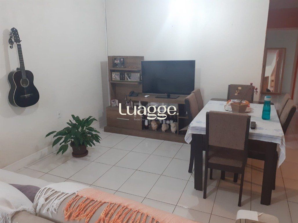 Casa à venda com 3 quartos, 159m² - Foto 4