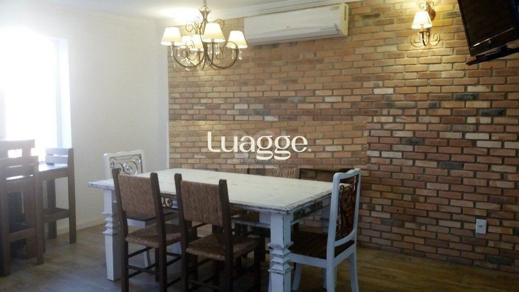 Casa à venda com 3 quartos, 307m² - Foto 7