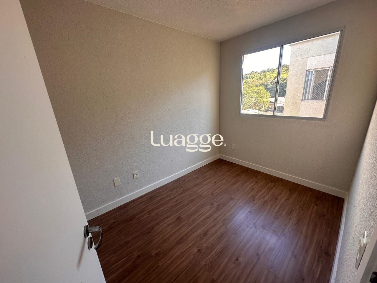 Apartamento à venda com 2 quartos, 42m² - Foto 6