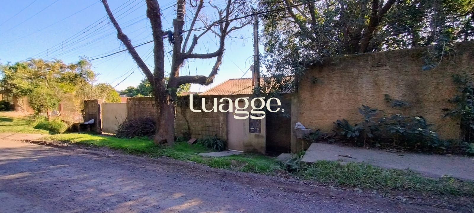 Casa à venda com 2 quartos, 81m² - Foto 1