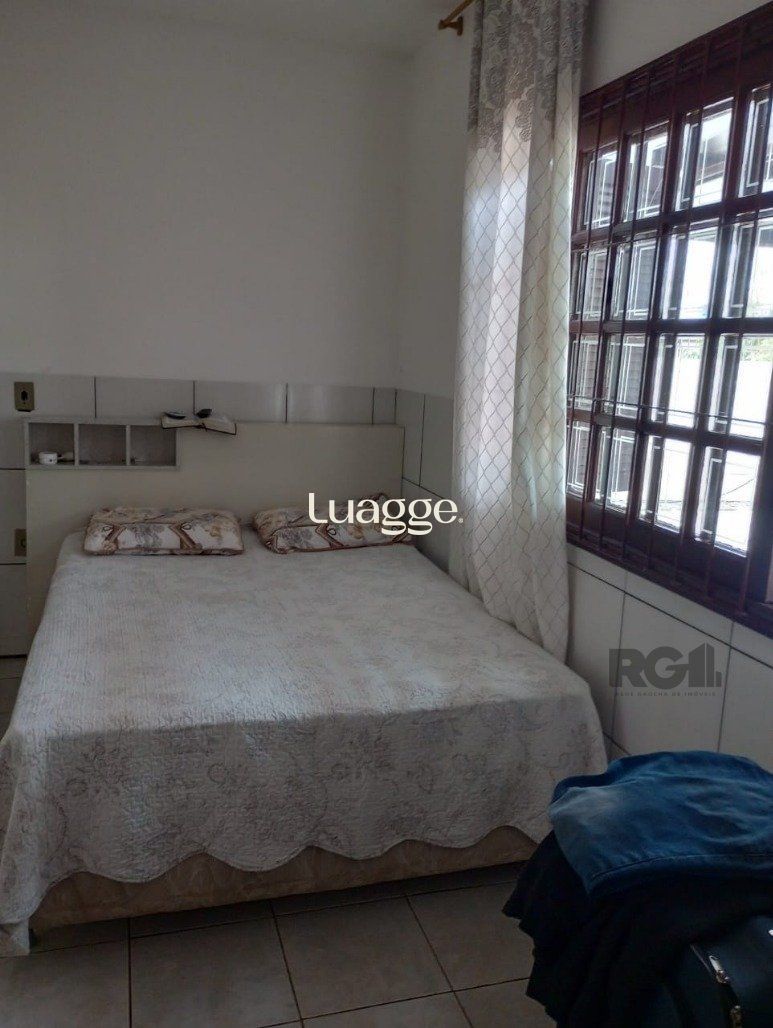 Casa à venda com 3 quartos, 303m² - Foto 11