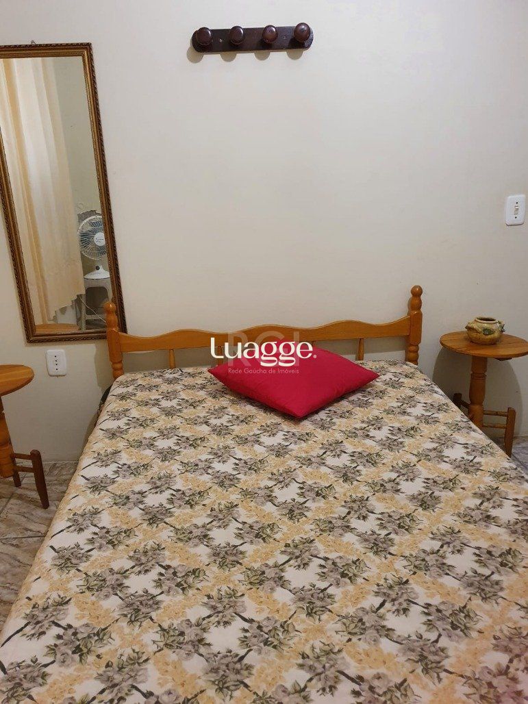 Casa à venda com 3 quartos, 68m² - Foto 19