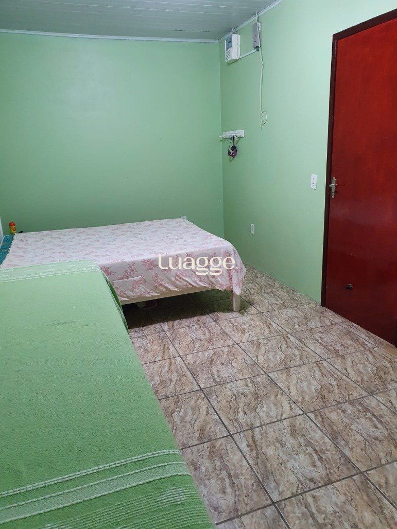 Casa à venda com 3 quartos, 68m² - Foto 18