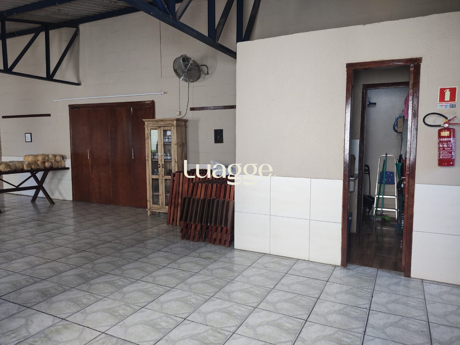 Apartamento à venda com 2 quartos, 41m² - Foto 17