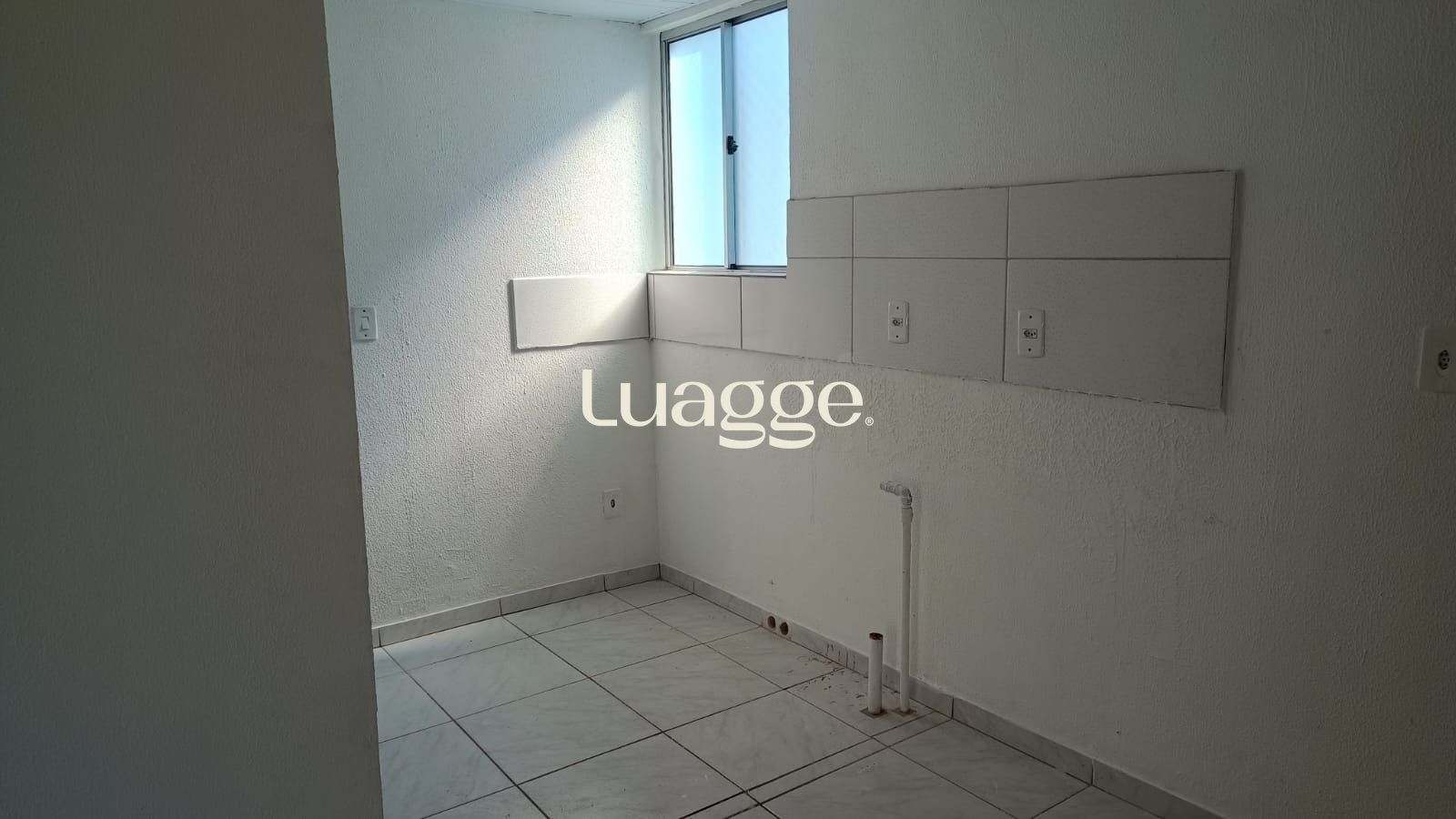 Apartamento à venda com 2 quartos, 42m² - Foto 25