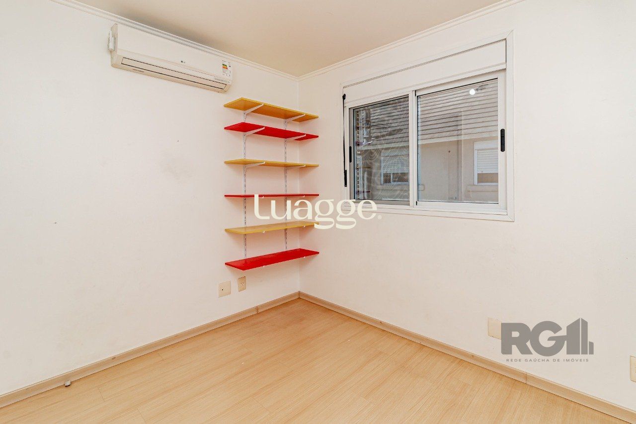 Casa de Condomínio à venda com 3 quartos, 209m² - Foto 23