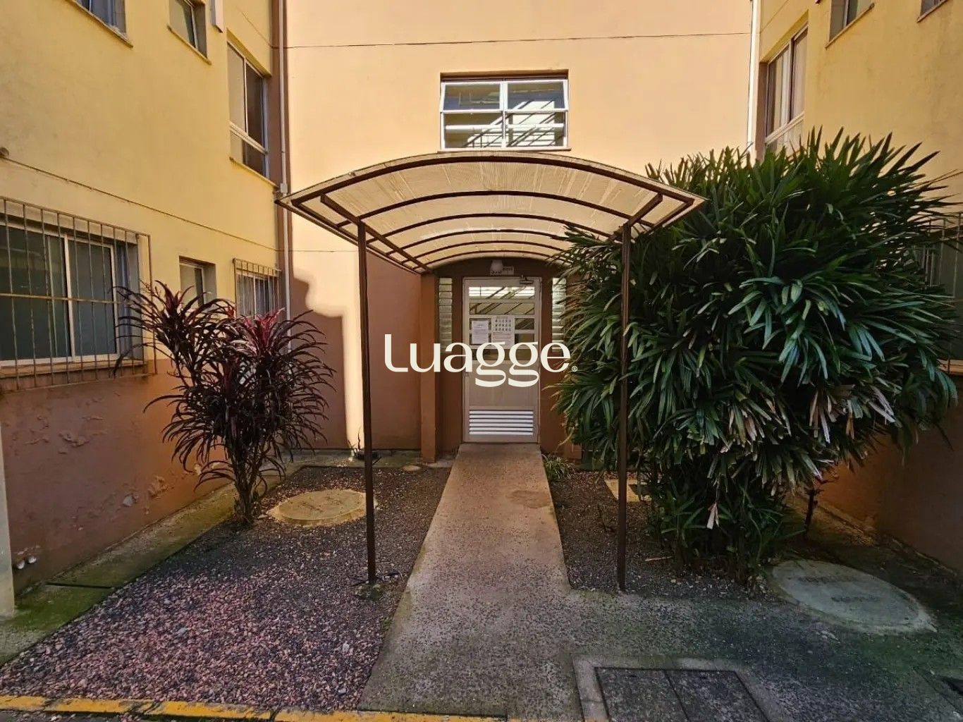 Apartamento à venda com 2 quartos, 49m² - Foto 2