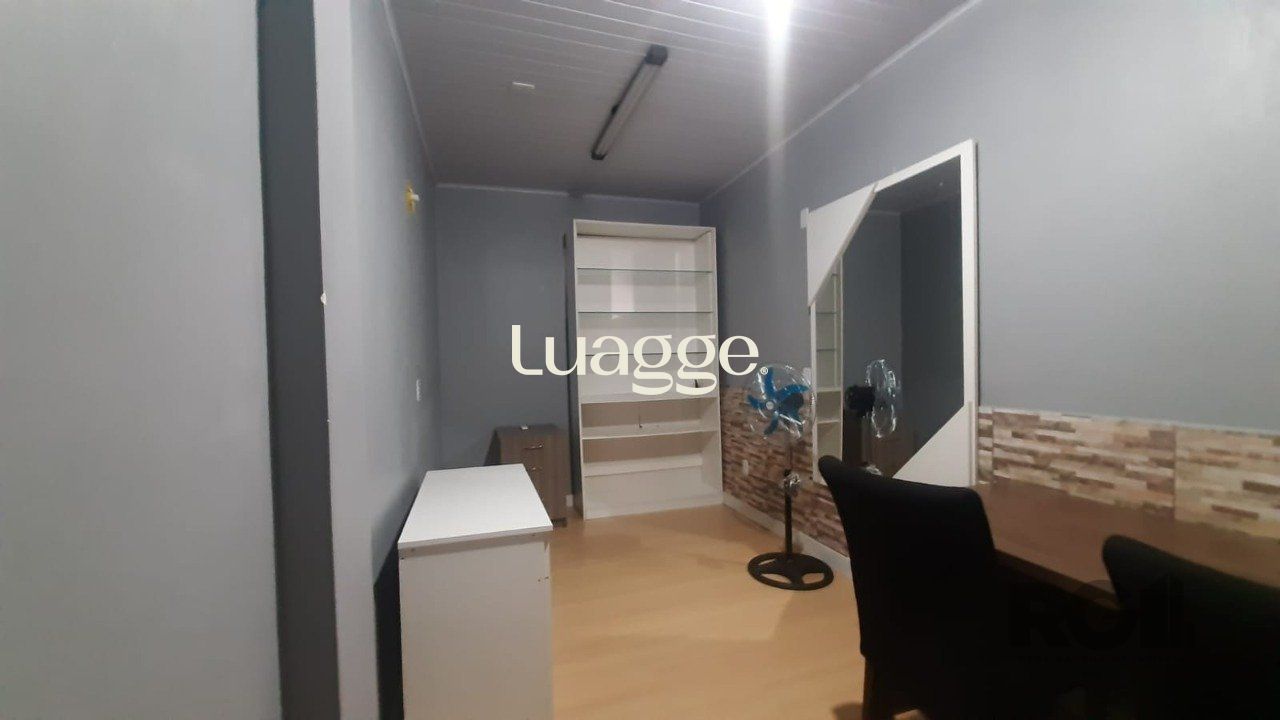 Depósito-Galpão-Armazém à venda, 689m² - Foto 3