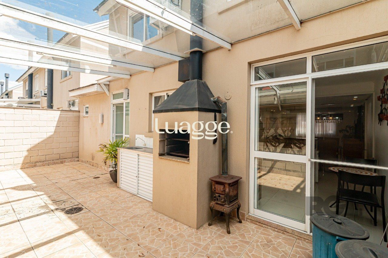 Casa de Condomínio à venda com 3 quartos, 209m² - Foto 26