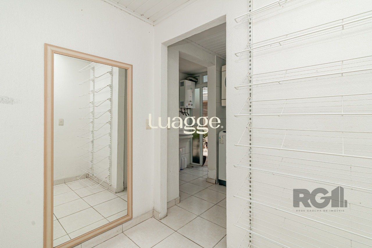 Casa de Condomínio à venda com 3 quartos, 209m² - Foto 33