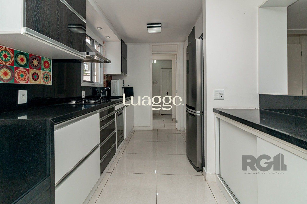 Casa de Condomínio à venda com 3 quartos, 209m² - Foto 11
