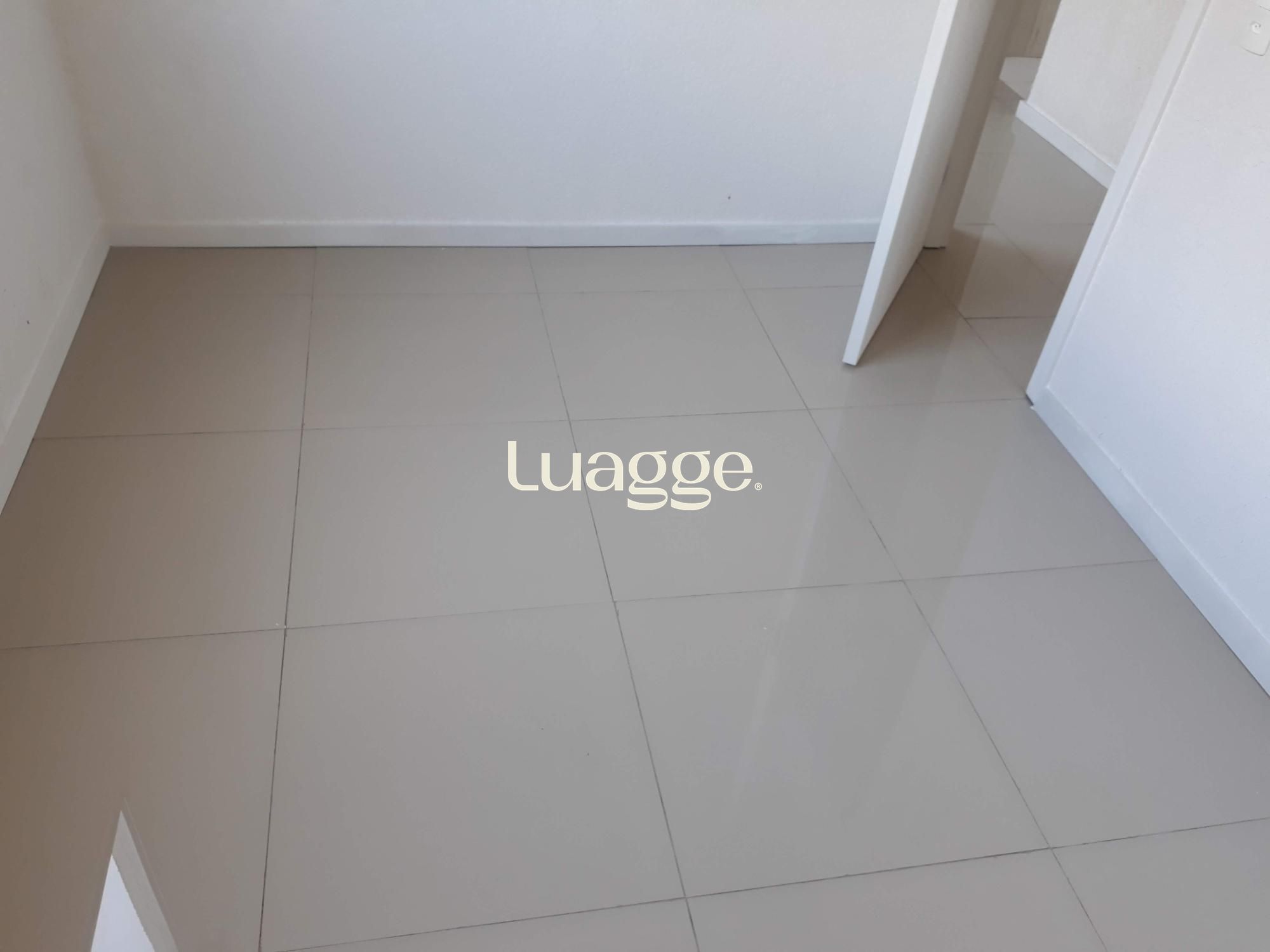 Apartamento no Residencial Vida Alegre Sarandi Apto 504 Bloco 18, 2 quartos, à venda, 40 m², Sarandi - Porto Alegre — foto 2