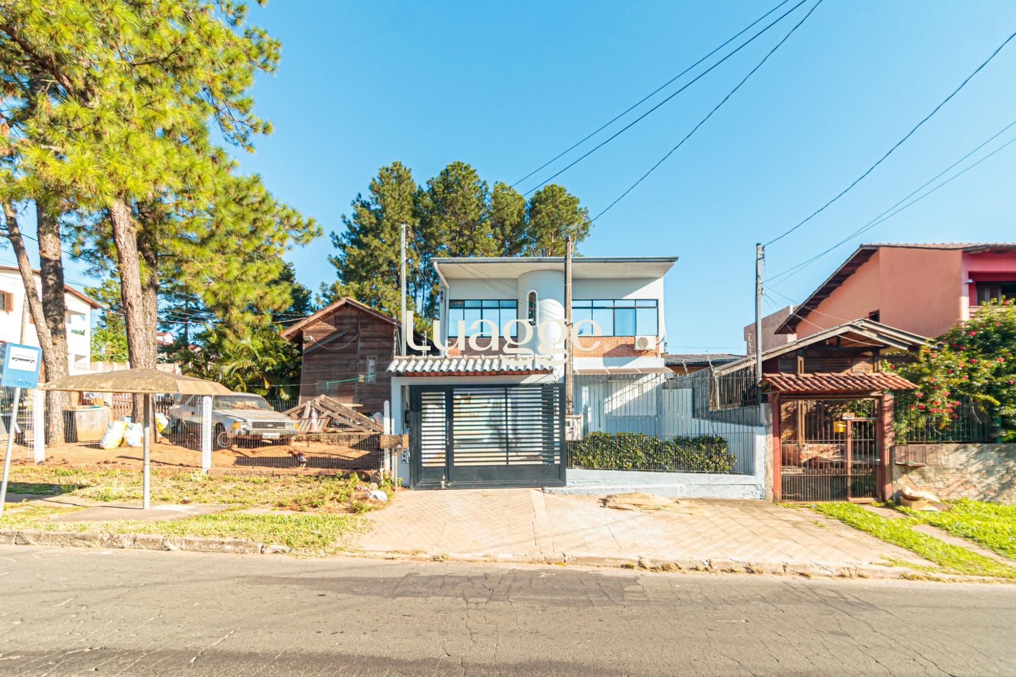 Casa à venda com 2 quartos, 157m² - Foto 1