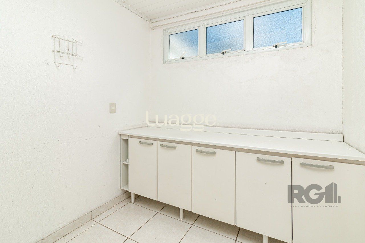 Casa de Condomínio à venda com 3 quartos, 209m² - Foto 34