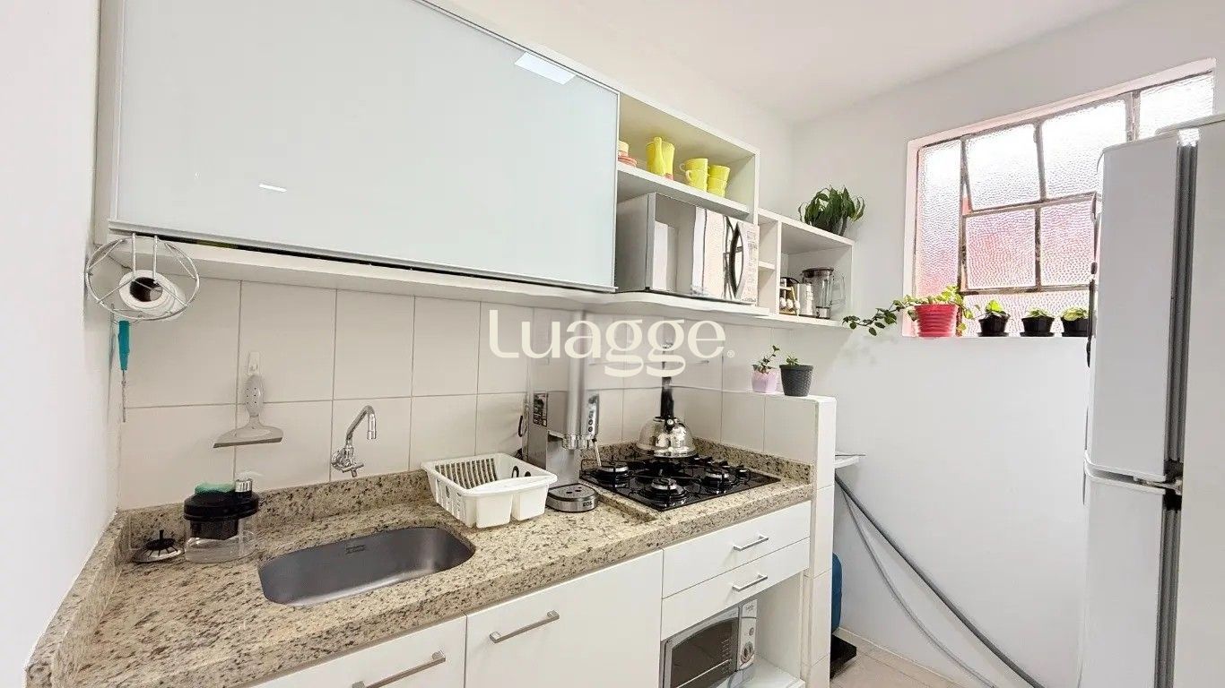 Apartamento à venda com 2 quartos, 69m² - Foto 9