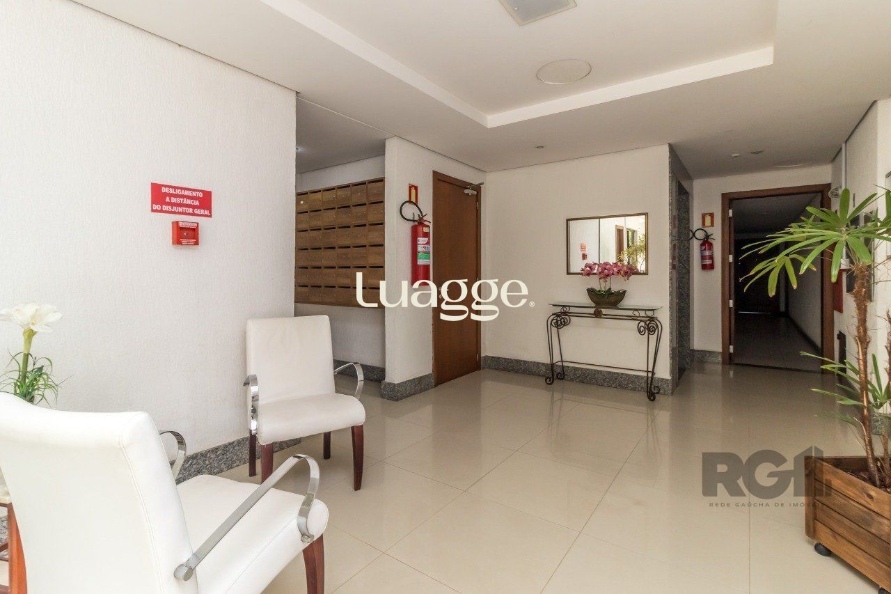 Apartamento à venda com 2 quartos, 69m² - Foto 2