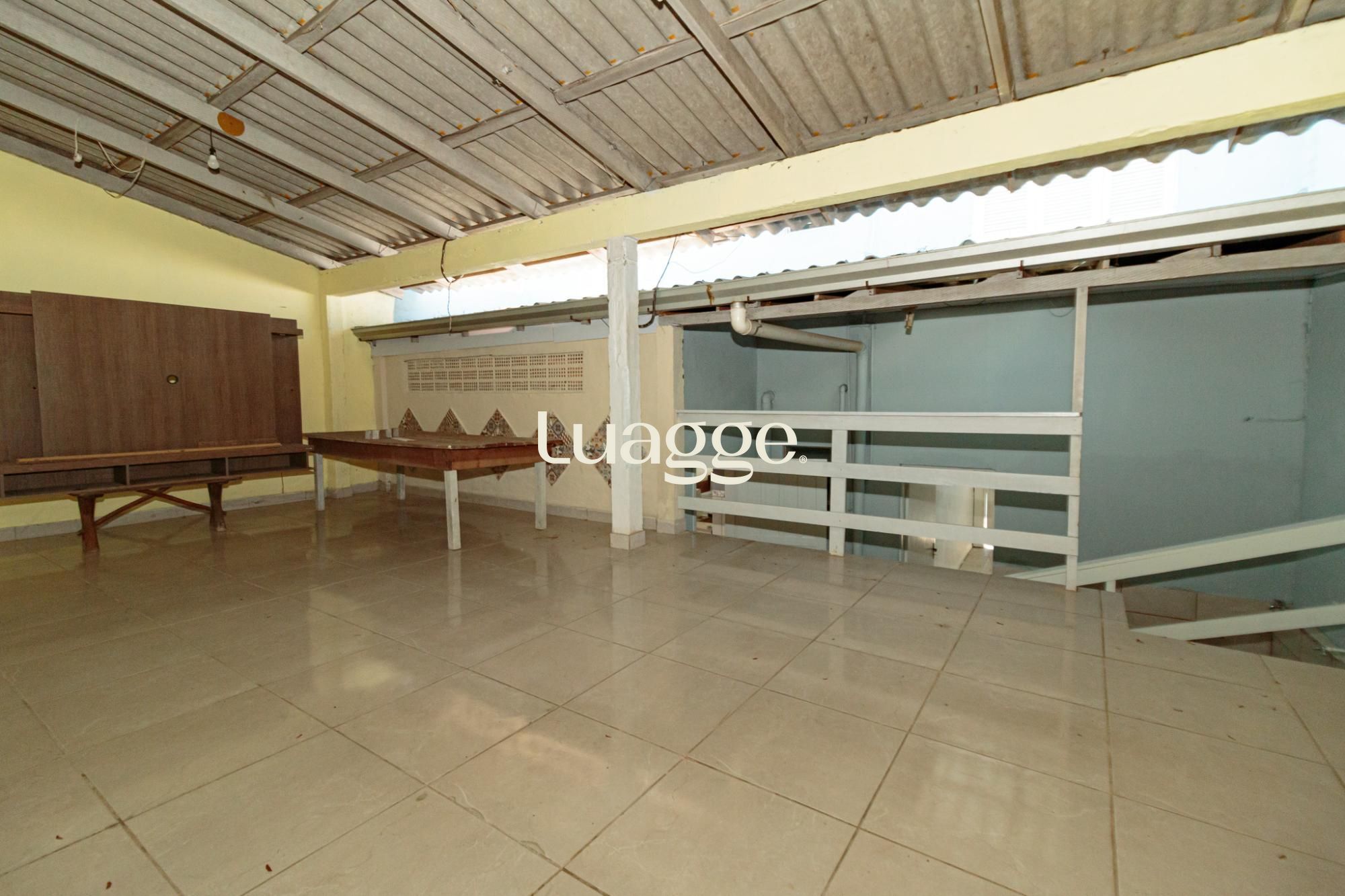 Casa à venda com 2 quartos, 157m² - Foto 8