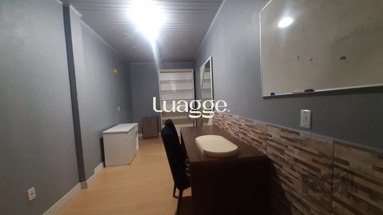 Depósito-Galpão-Armazém à venda, 689m² - Foto 4