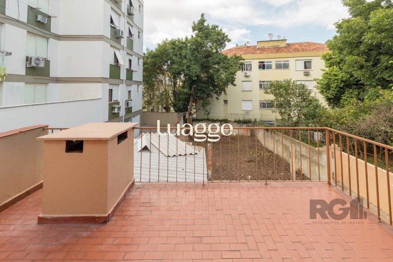 Casa à venda com 4 quartos, 199m² - Foto 35