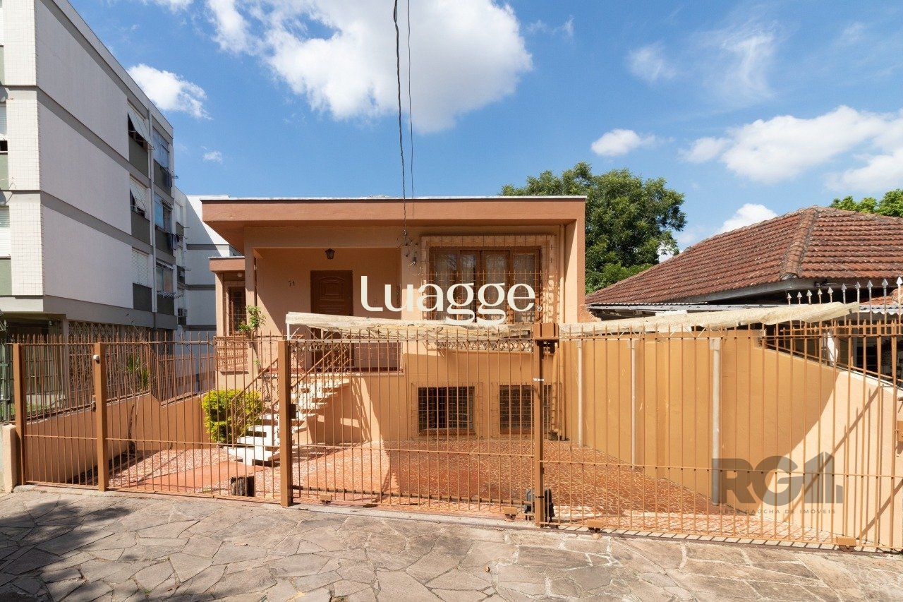 Casa à venda com 4 quartos, 199m² - Foto 2
