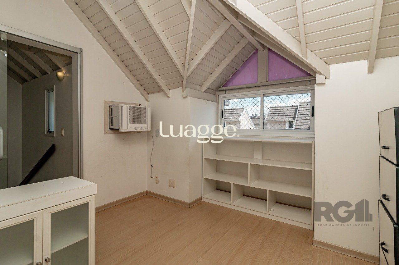 Casa de Condomínio à venda com 3 quartos, 209m² - Foto 39