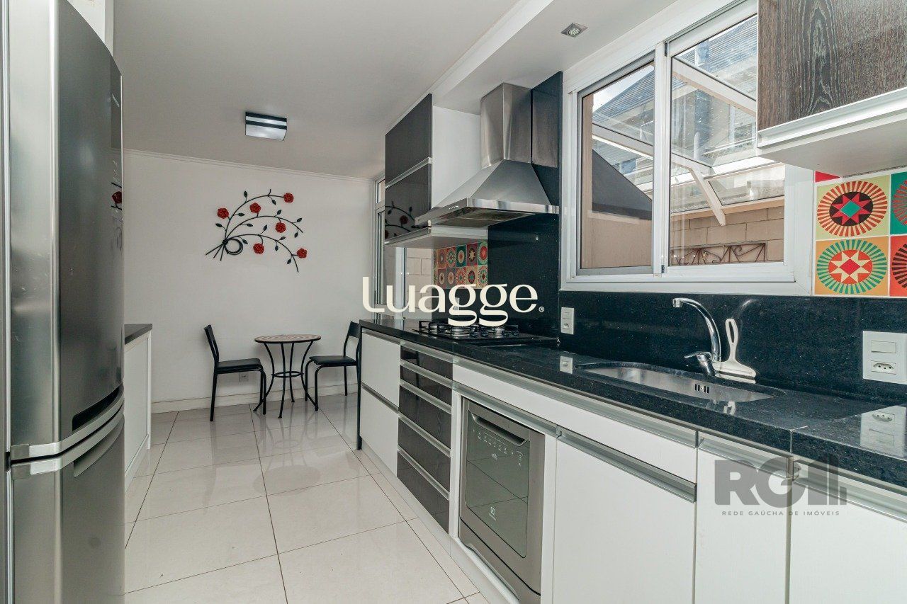 Casa de Condomínio à venda com 3 quartos, 209m² - Foto 10
