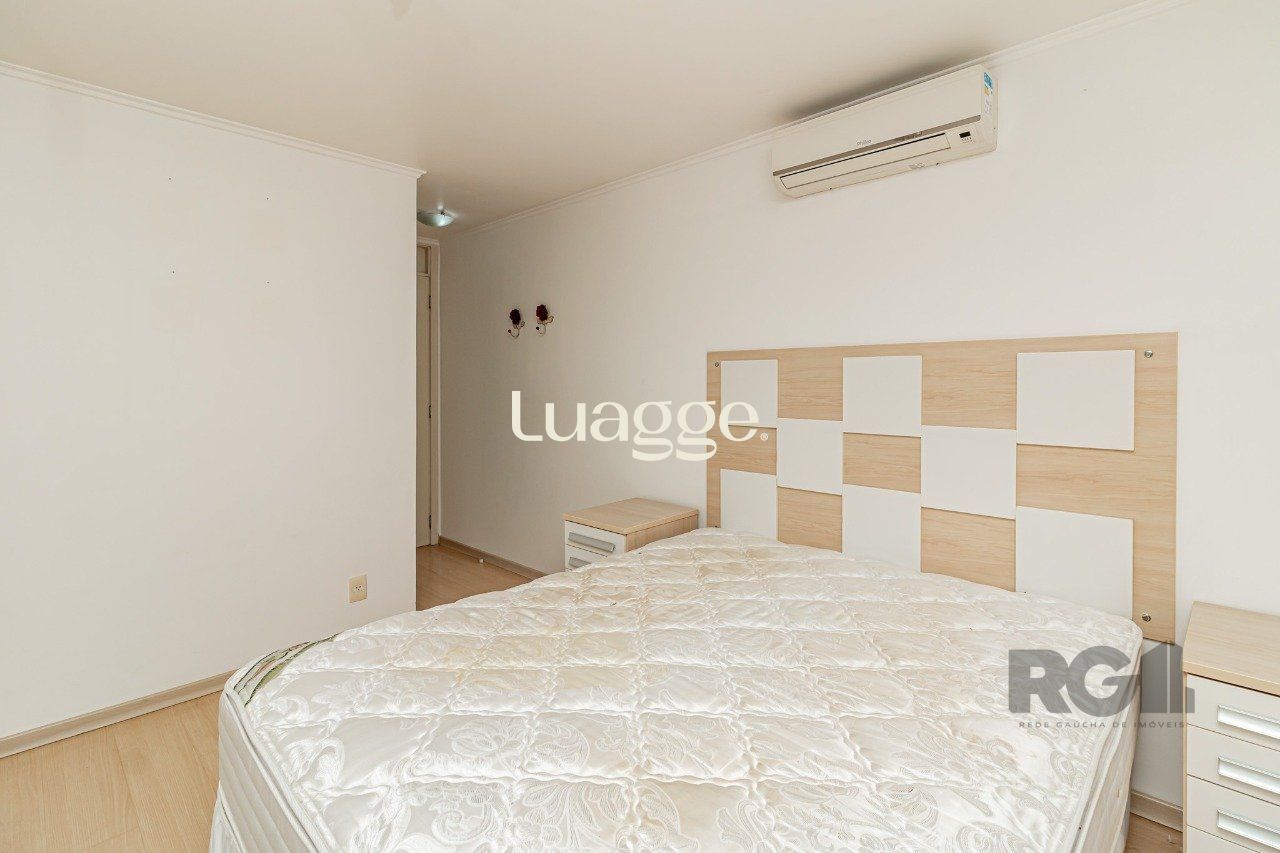 Casa de Condomínio à venda com 3 quartos, 209m² - Foto 16