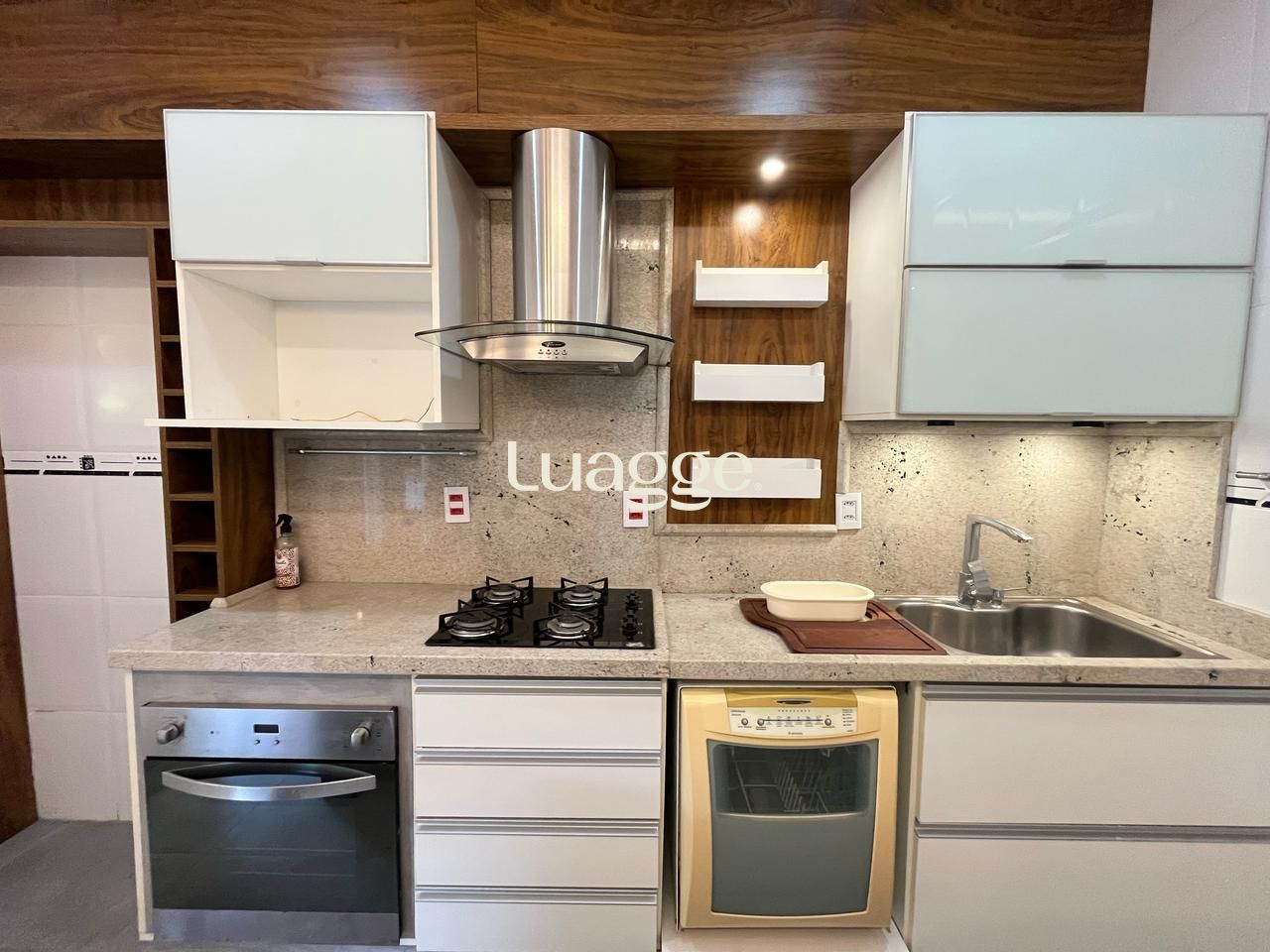 Casa à venda com 3 quartos, 157m² - Foto 11