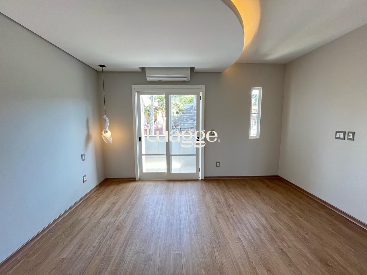 Casa à venda com 3 quartos, 157m² - Foto 14