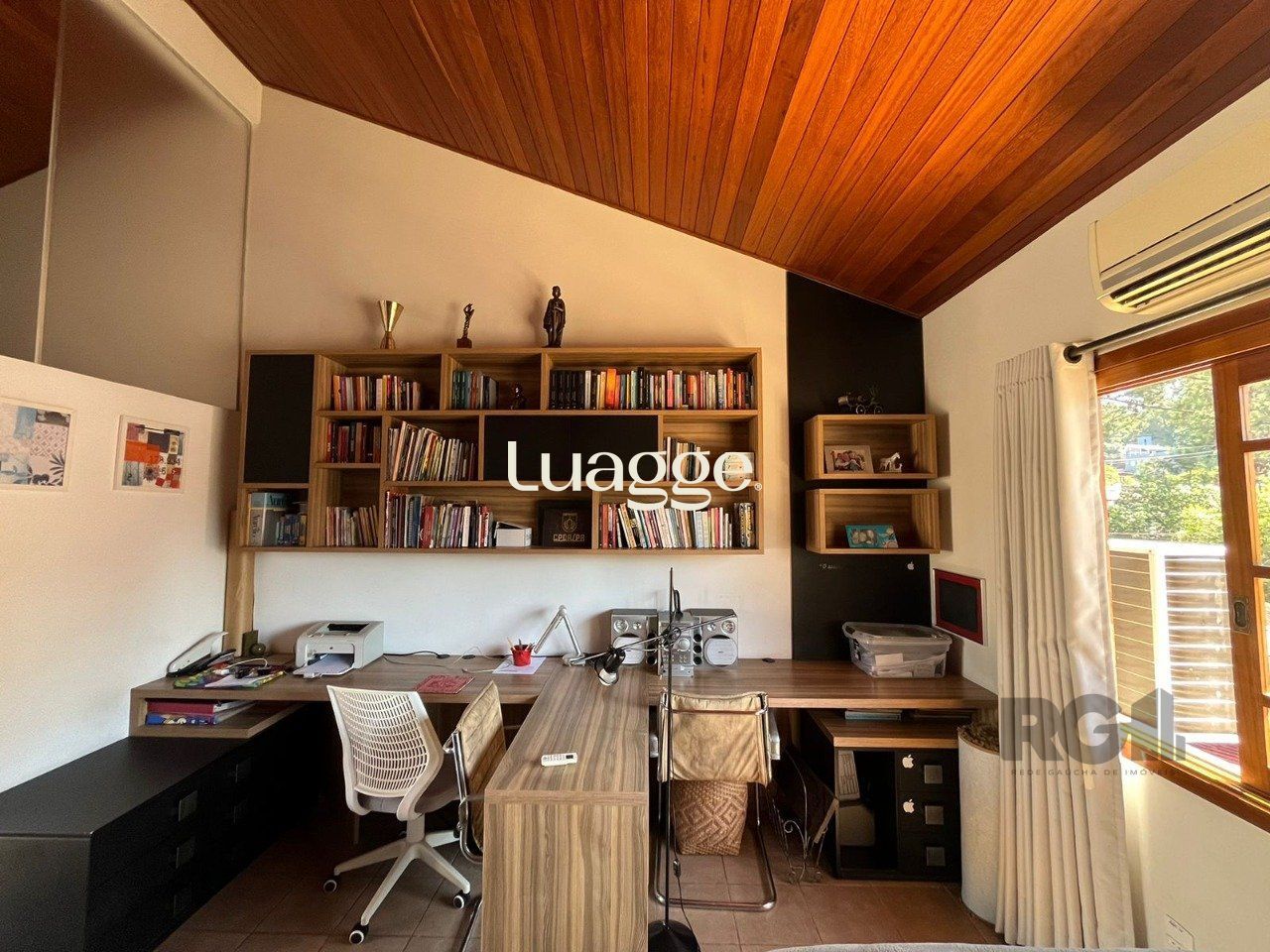 Casa de Condomínio à venda com 3 quartos, 201m² - Foto 46