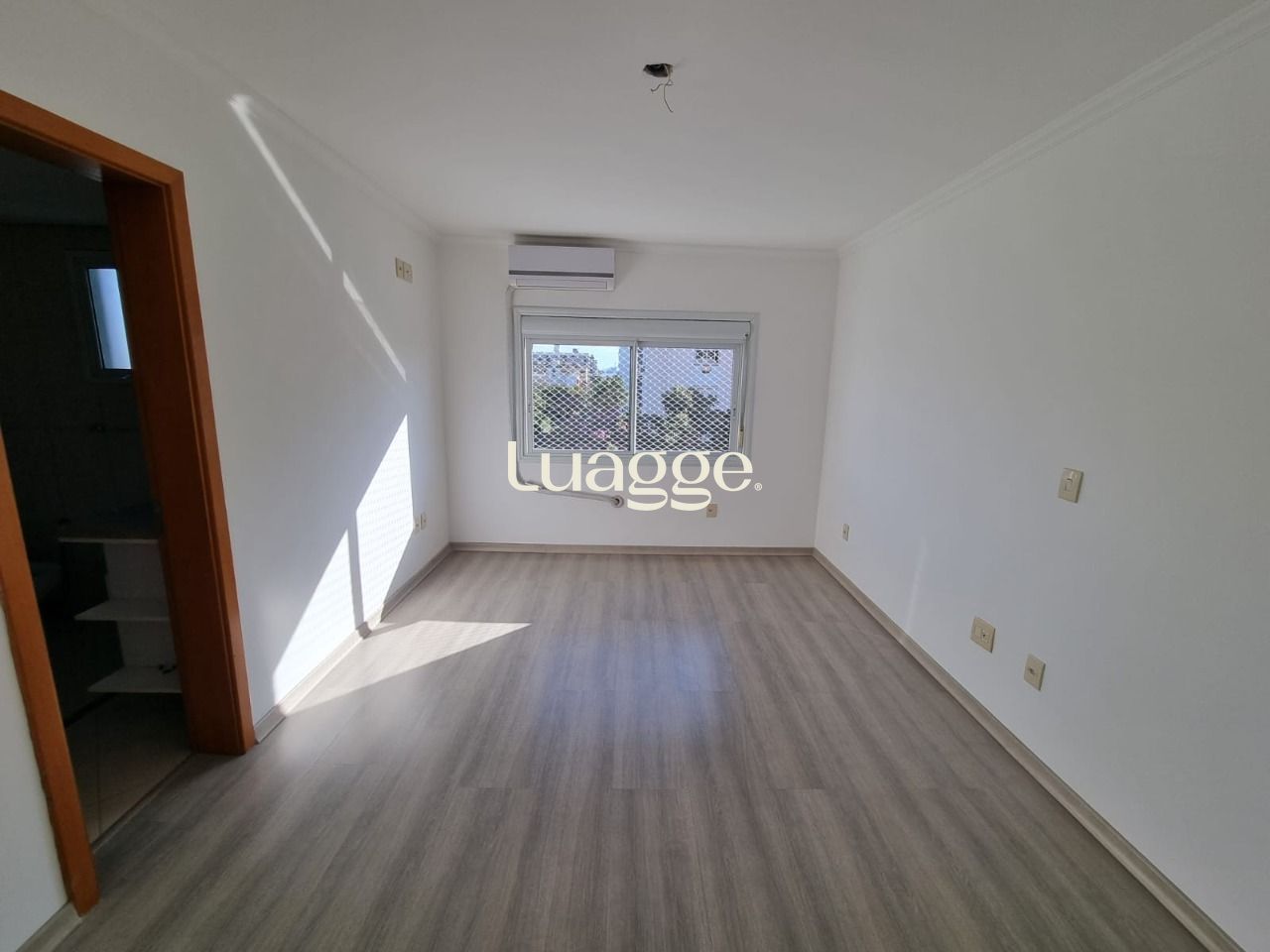 Apartamento à venda com 3 quartos, 110m² - Foto 9
