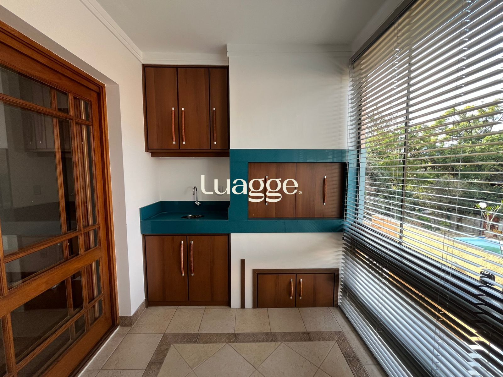 Casa de Condomínio à venda com 3 quartos, 236m² - Foto 25