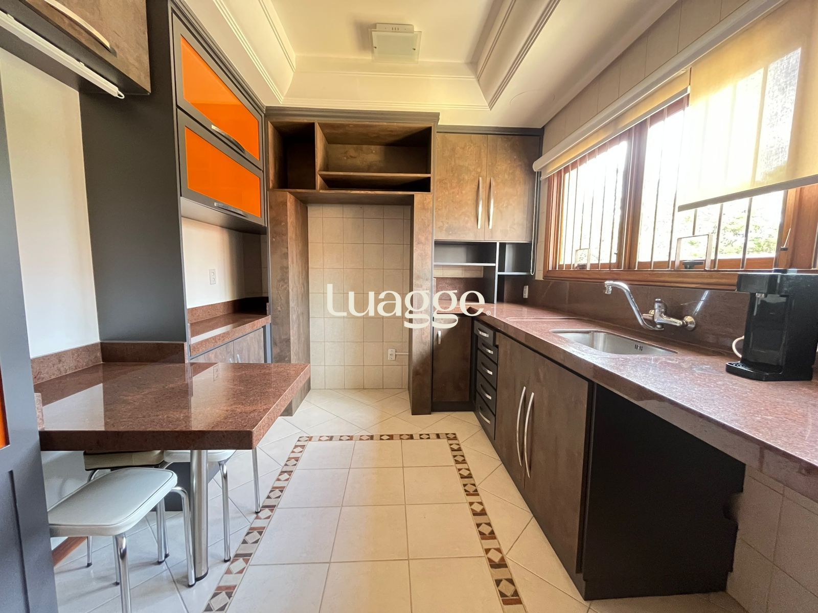 Casa de Condomínio à venda com 3 quartos, 236m² - Foto 28