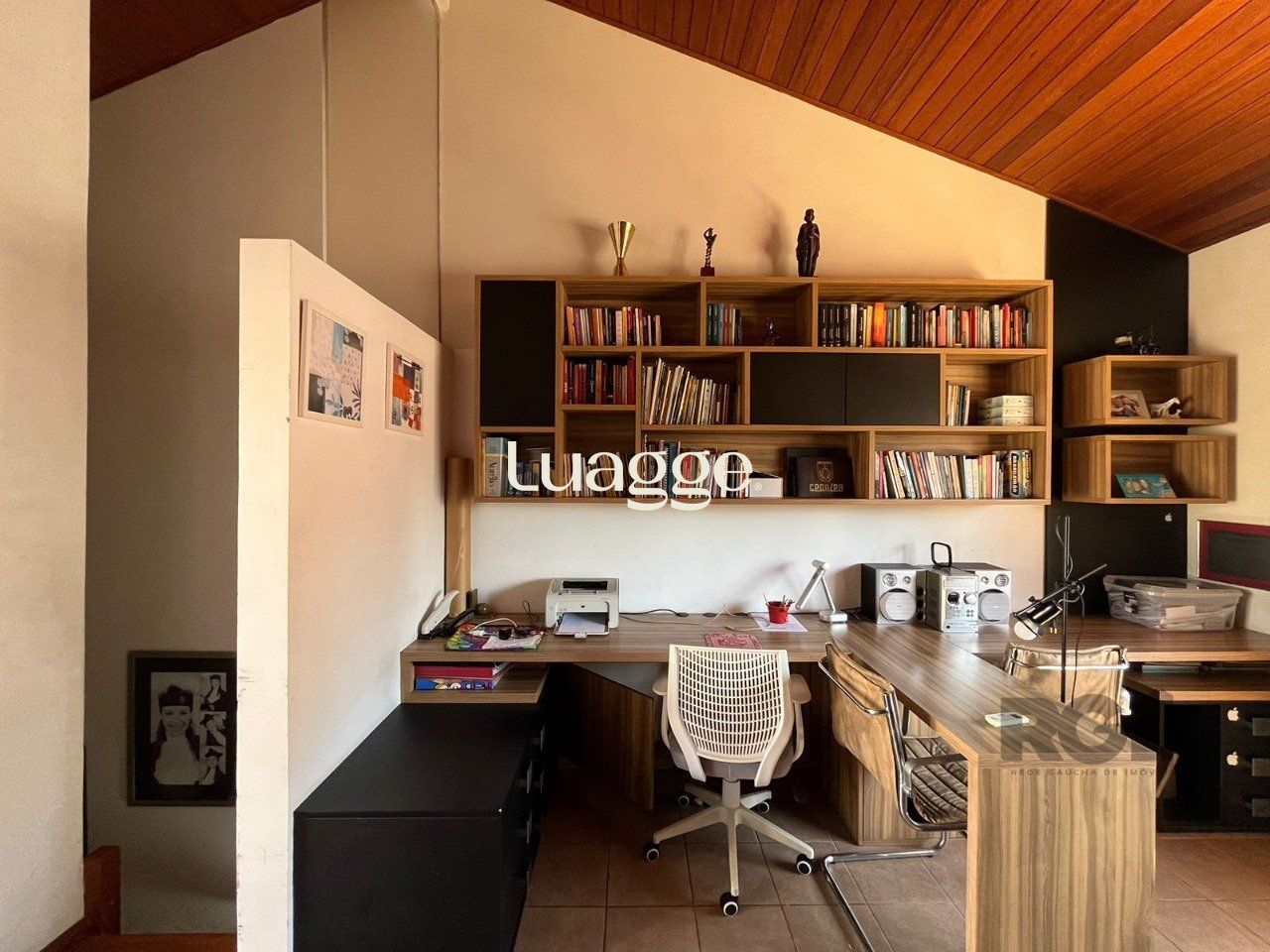 Casa de Condomínio à venda com 3 quartos, 201m² - Foto 40