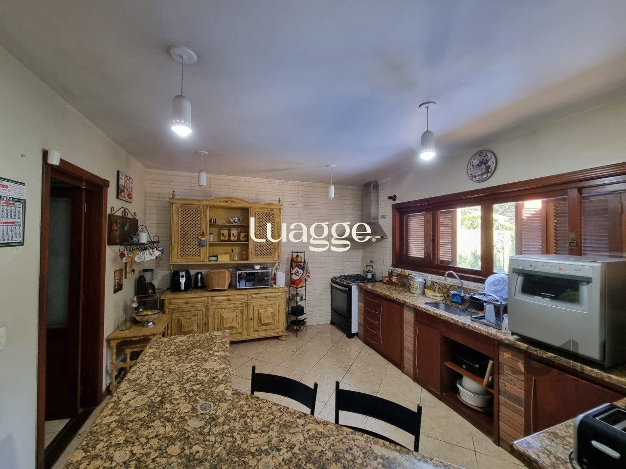 Casa à venda com 4 quartos, 300m² - Foto 10