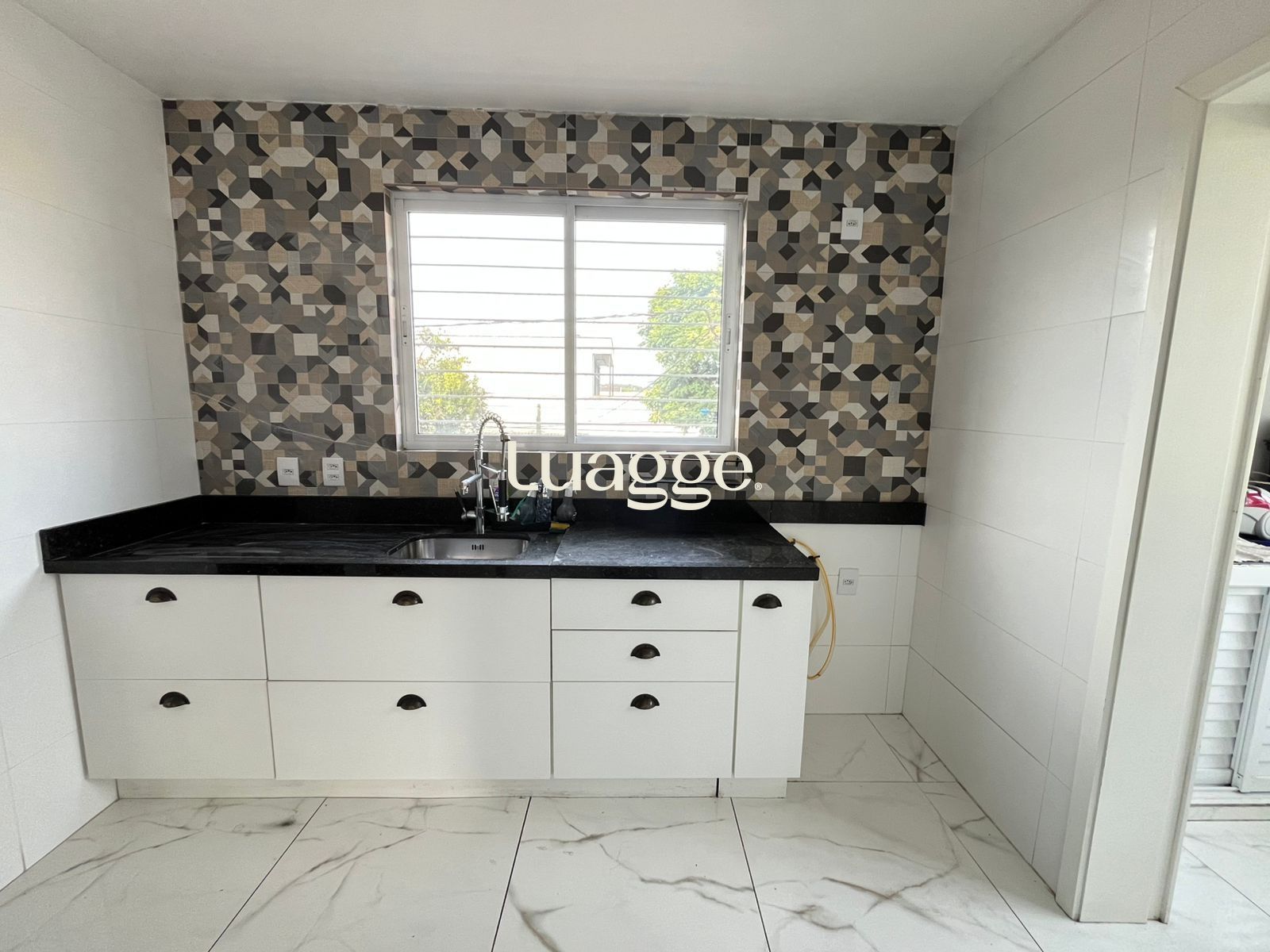 Apartamento à venda com 3 quartos, 86m² - Foto 12