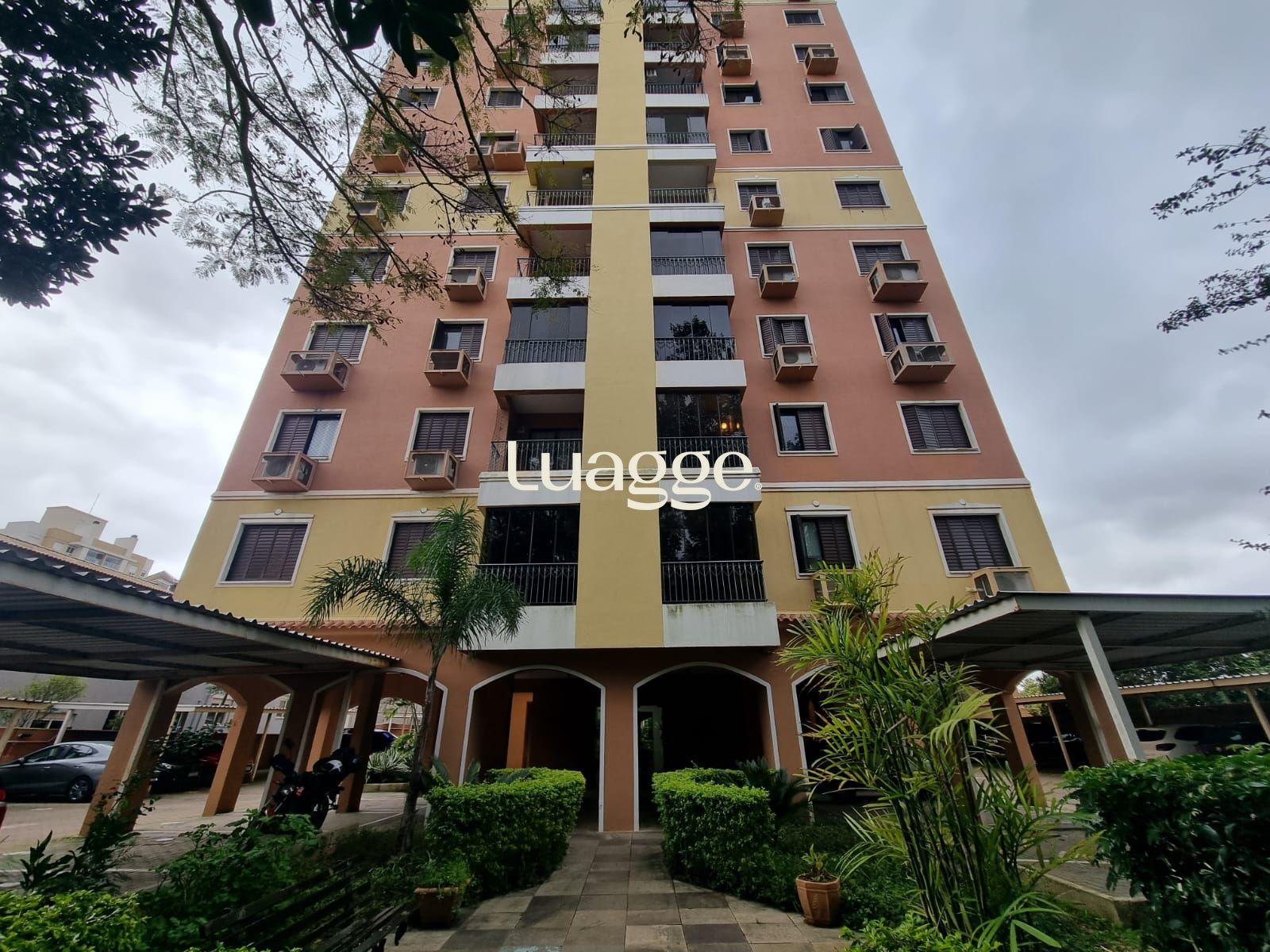 Apartamento à venda com 3 quartos, 69m² - Foto 1