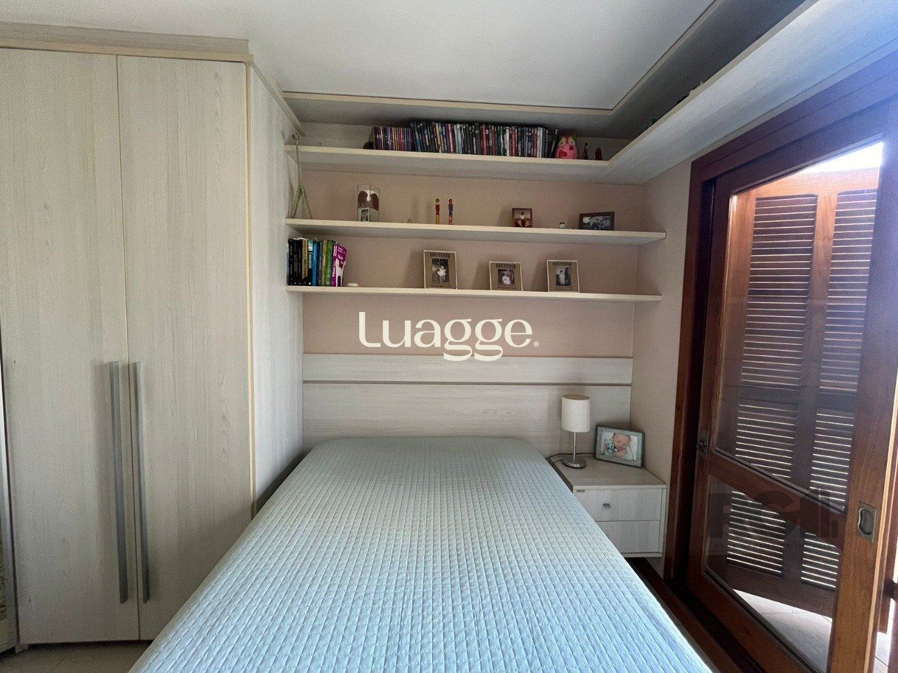 Casa de Condomínio à venda com 3 quartos, 201m² - Foto 31