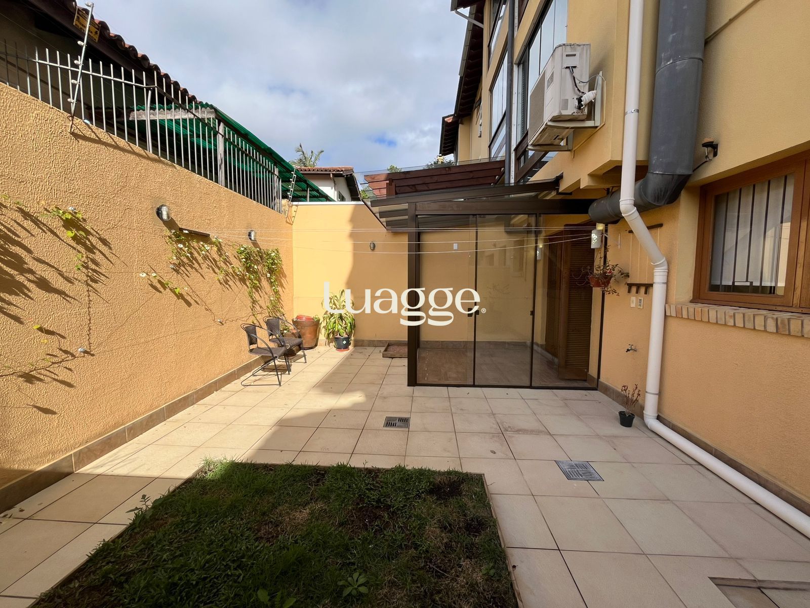 Casa de Condomínio à venda com 3 quartos, 236m² - Foto 6
