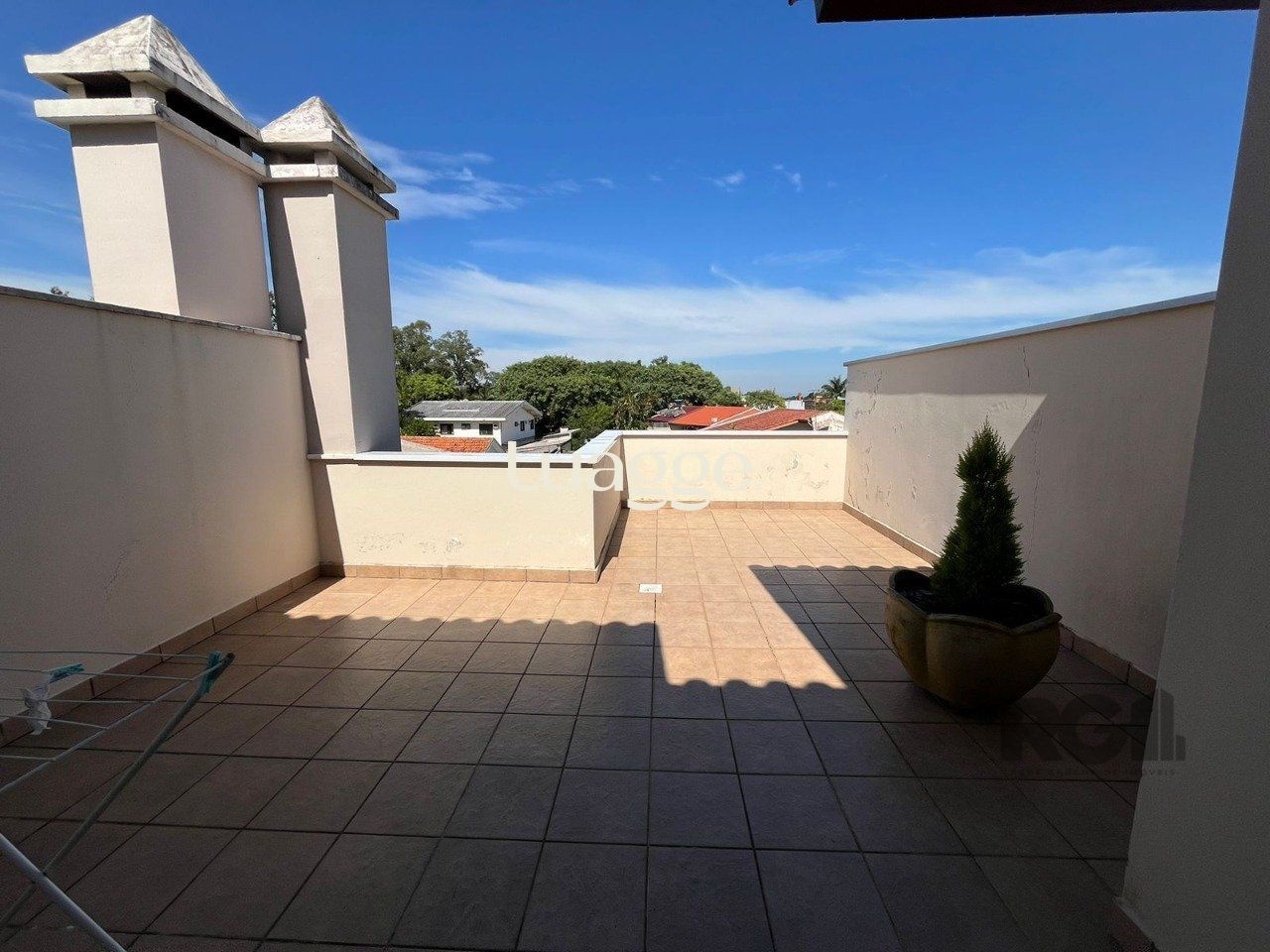 Casa de Condomínio à venda com 3 quartos, 201m² - Foto 47
