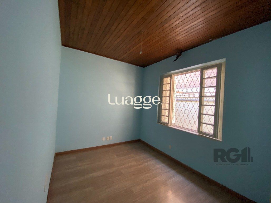 Casa à venda com 3 quartos, 180m² - Foto 7