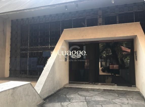 Casa à venda com 4 quartos, 388m² - Foto 1