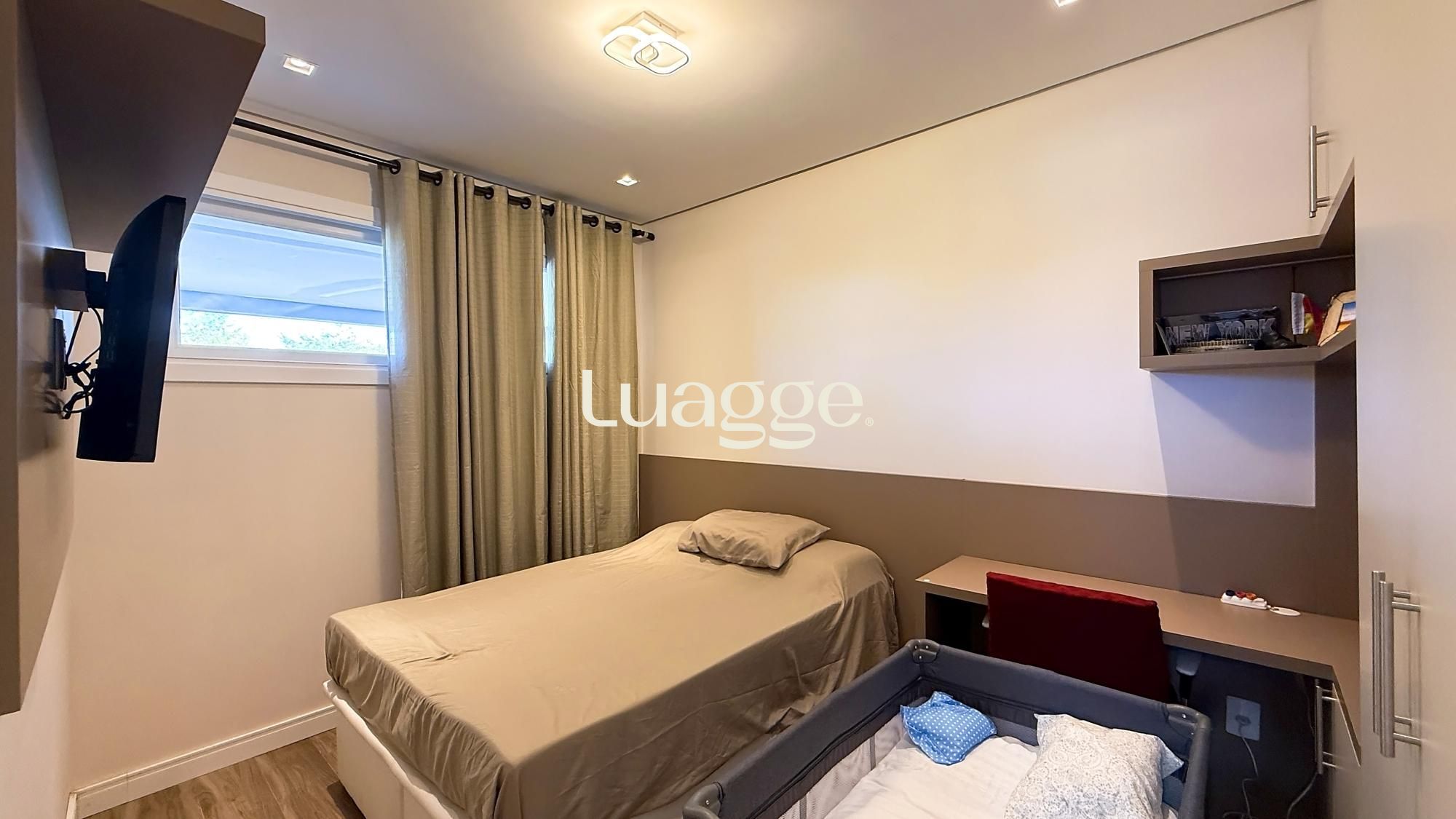 Casa à venda com 4 quartos, 344m² - Foto 32