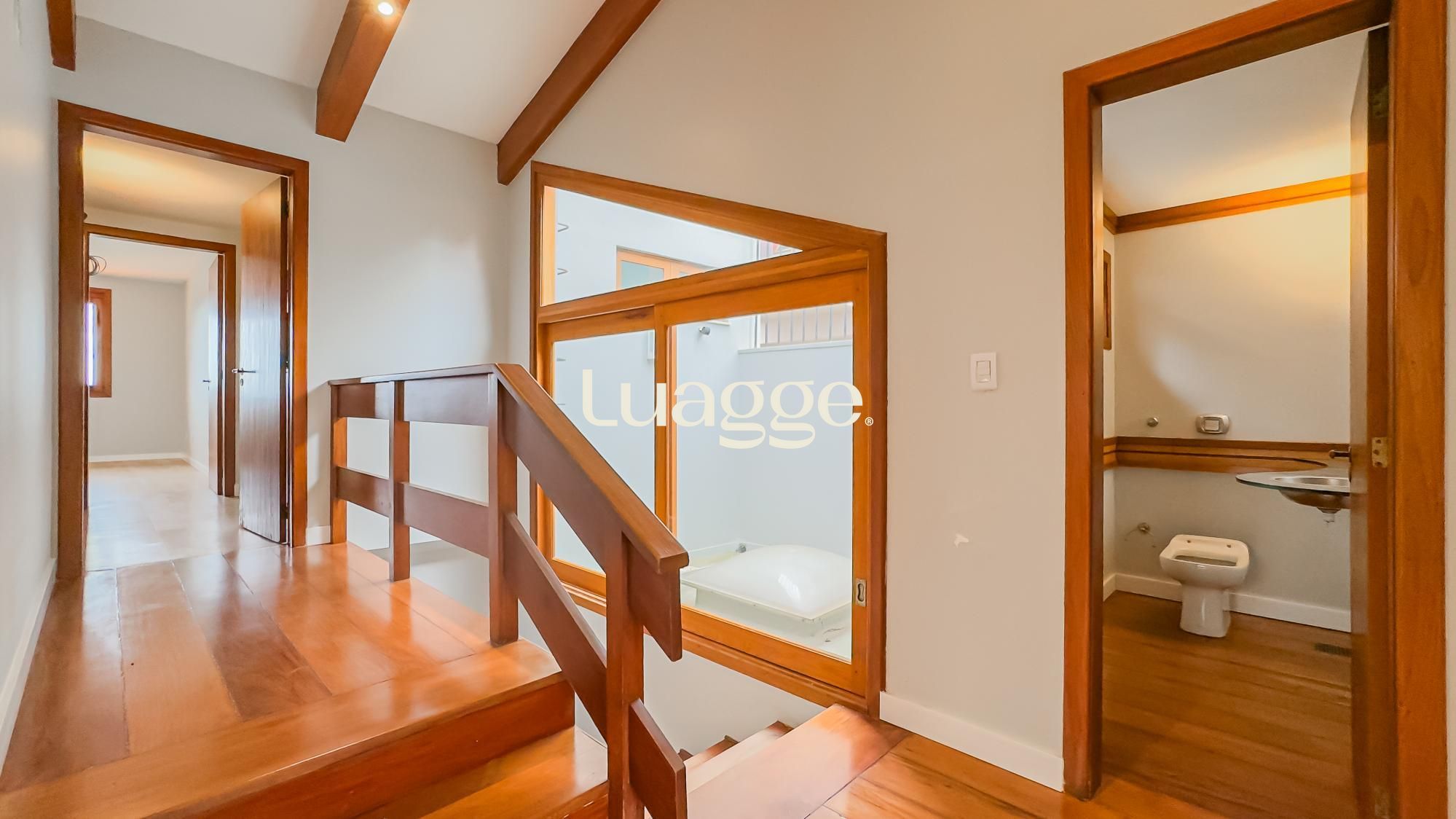 Casa à venda com 3 quartos, 208m² - Foto 3