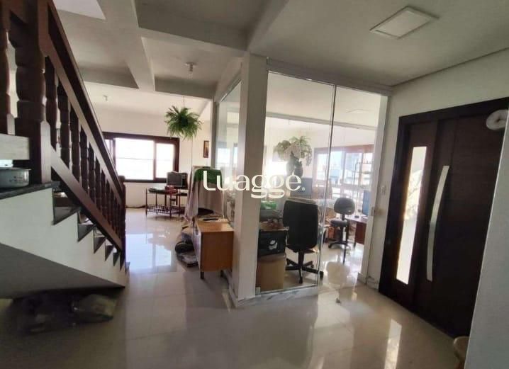 Casa à venda com 5 quartos, 361m² - Foto 6