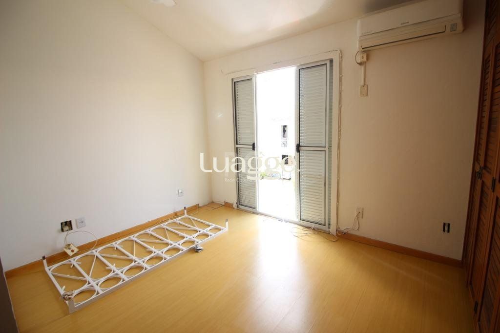 Casa à venda com 2 quartos, 81m² - Foto 25