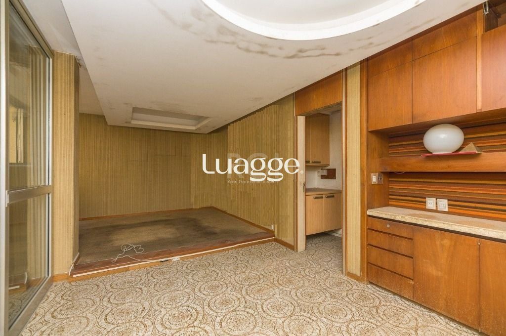 Casa à venda com 4 quartos, 388m² - Foto 6