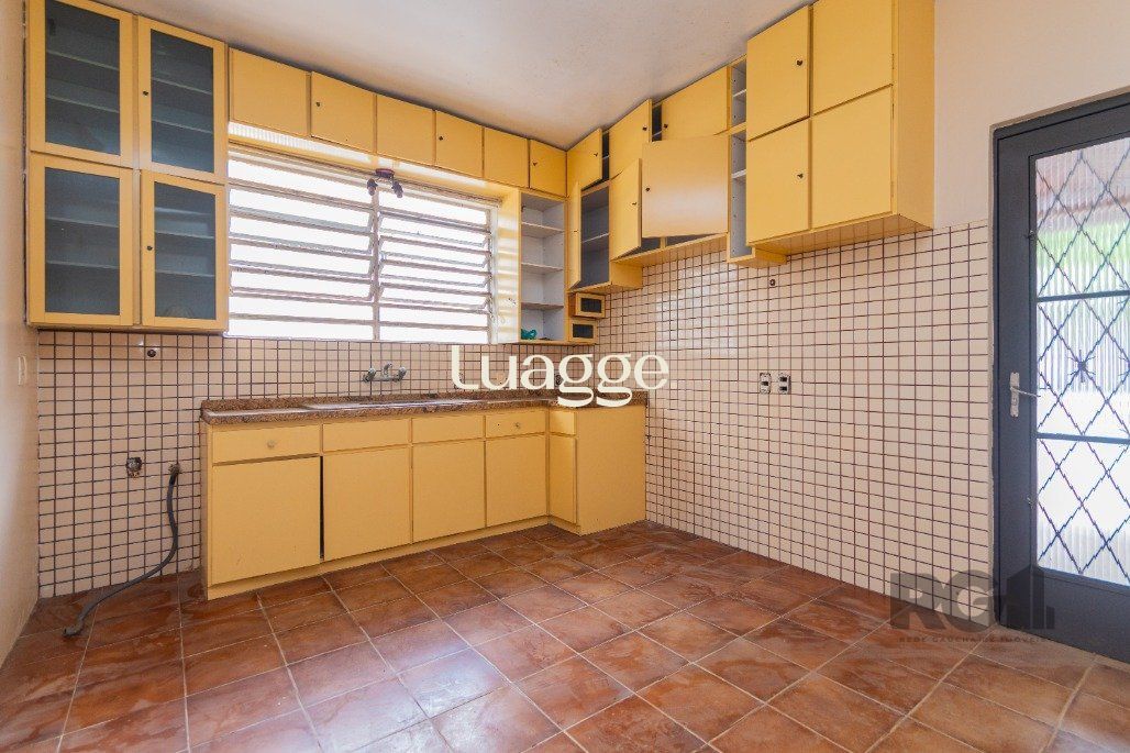 Casa à venda com 4 quartos, 266m² - Foto 13