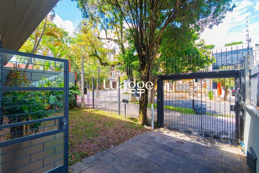 Casa à venda com 4 quartos, 266m² - Foto 38